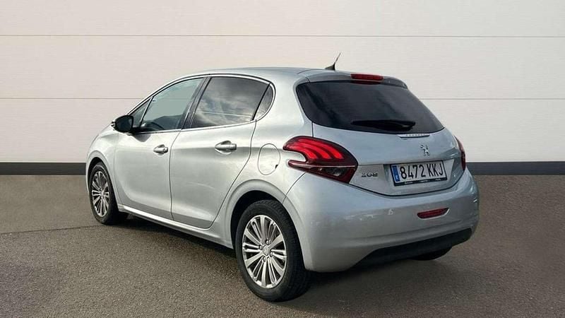 Usado Peugeot 208 Allure 102 CV (75 kW) 2018 Gris Utilitario