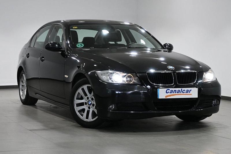 Usado BMW 320 Comfort Edition 170 CV (125 kW) 2008 Negro Berlina