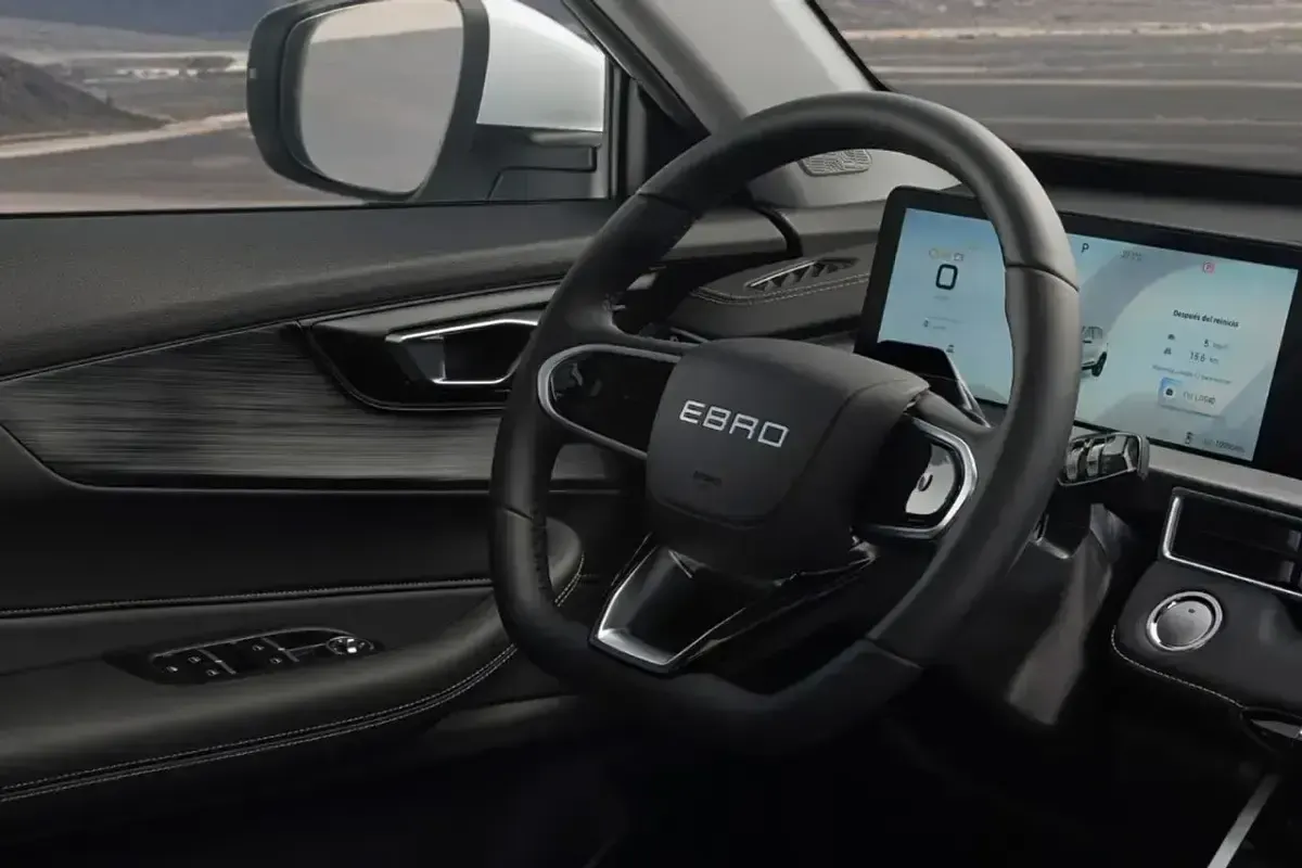 Nuevo Ebro s400 210 CV (154 kW) 2025 Rojo SUV