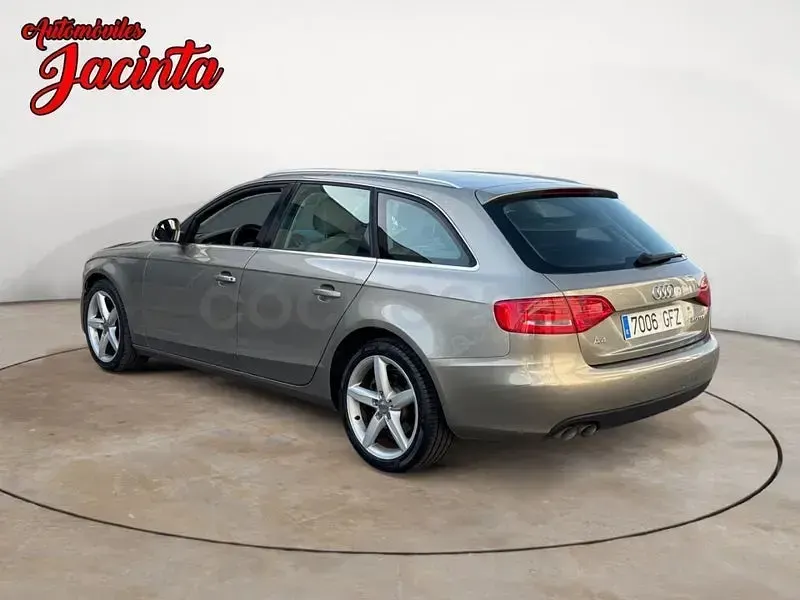 Usado Audi A4 143 CV (105 kW) 2008 Beige Familiar