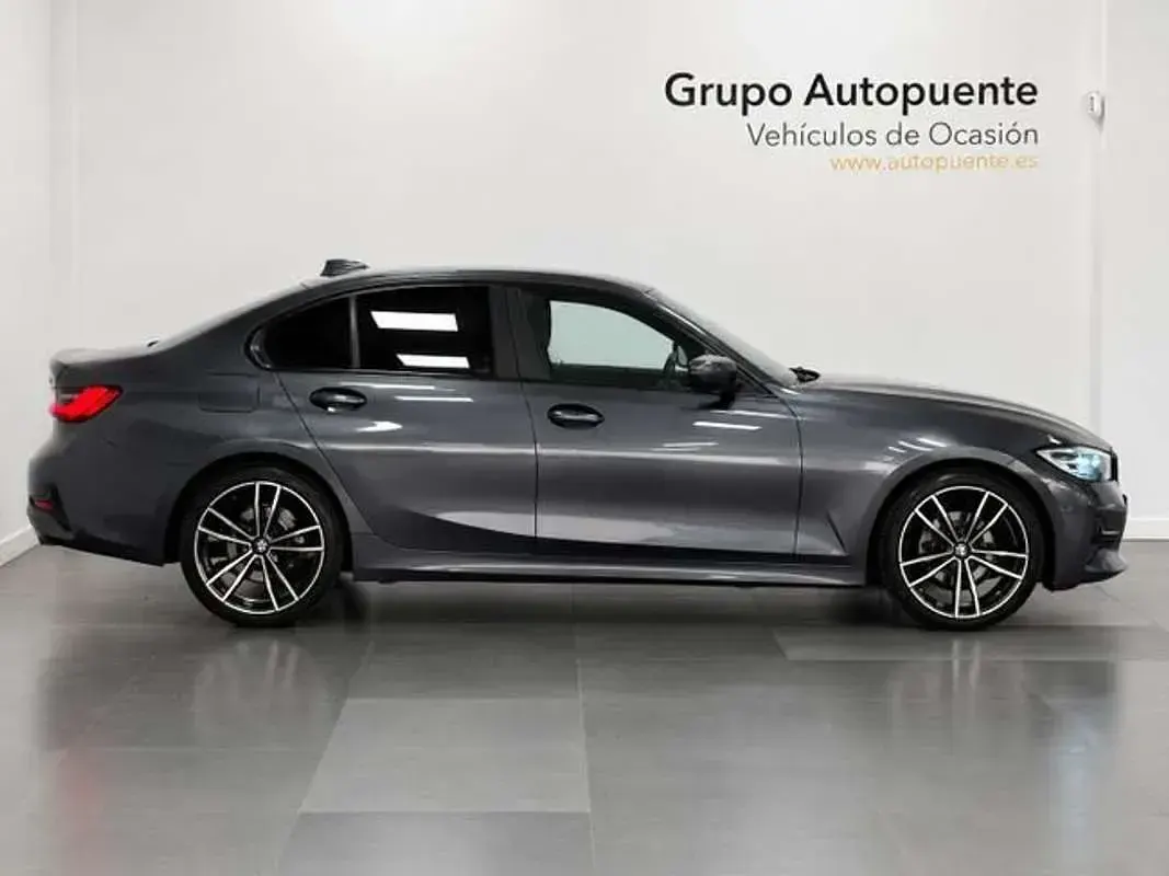 Usado BMW 320 Comfort Edition 190 CV (139 kW) 2022 Gris Berlina