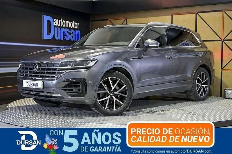 Usado VW Touareg 290 CV (213 kW) 2021 Gris SUV