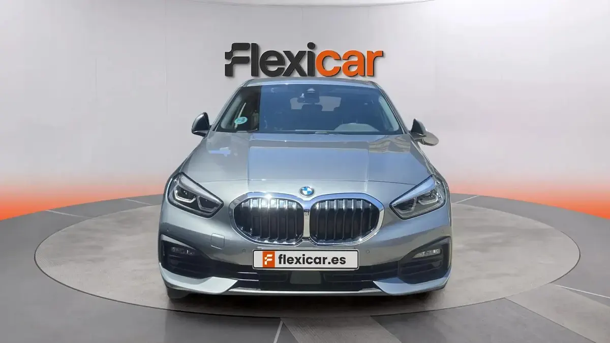 Usado BMW 118 136 CV (100 kW) 2022 Gris Utilitario