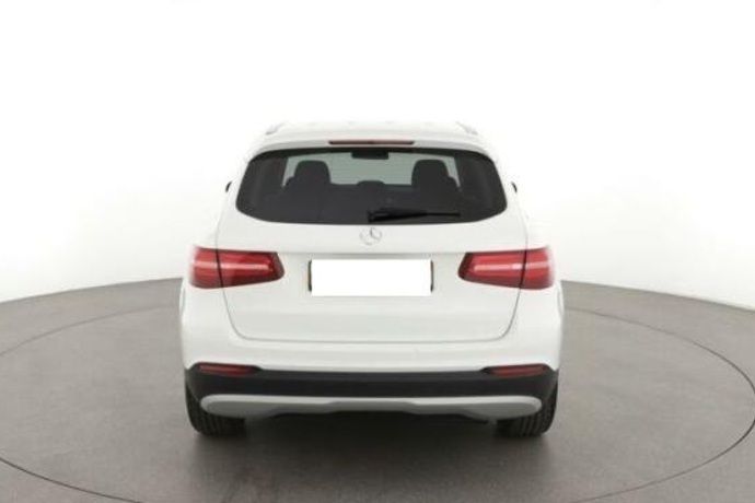 Usado Mercedes GLC250 211 CV (155 kW) 2017 Blanco SUV