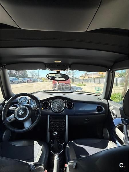 Usado Mini One Cabriolet 90 CV (66 kW) 2006 Azul Descapotable