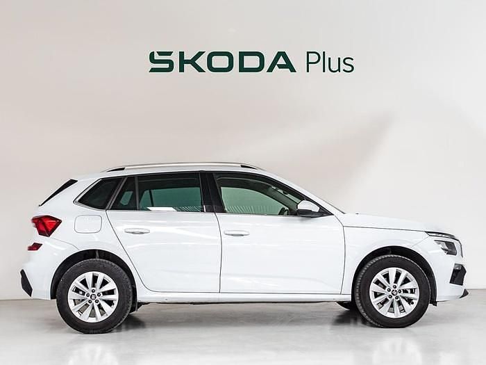 Usado Skoda Kamiq Selection 115 CV (84 kW) 2025 Blanco SUV
