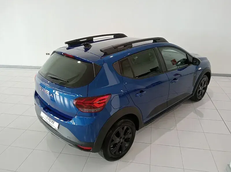 Usado Dacia Sandero Extreme 100 CV (73 kW) 2025 Azul Berlina