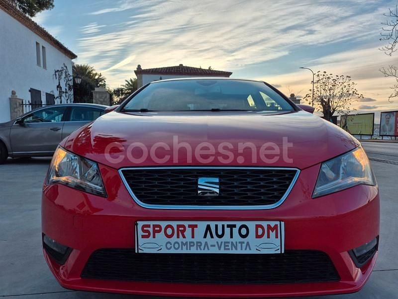 Usado Seat Leon I-Tech 105 CV (77 kW) 2015 Rojo Berlina