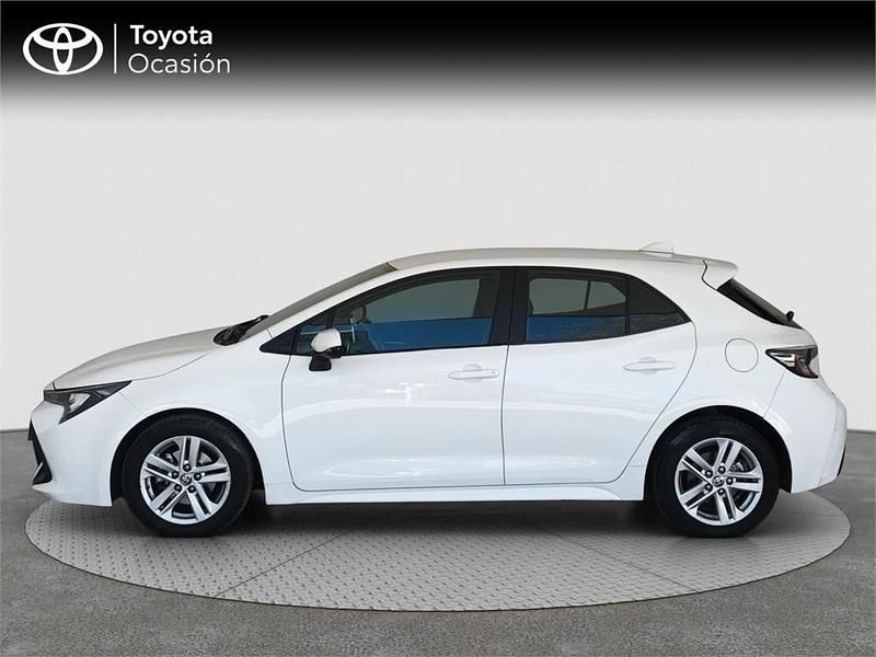 Usado Toyota Corolla Active 122 CV (89 kW) 2021 Blanco Monovolumen