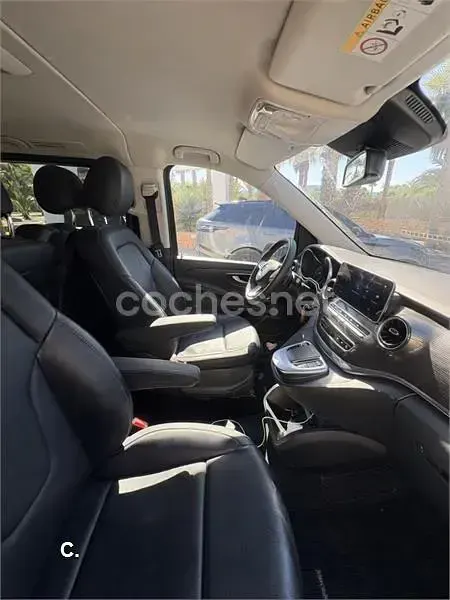 Usado Mercedes V220 Avantgarde 163 CV (119 kW) 2024 Negro Monovolumen