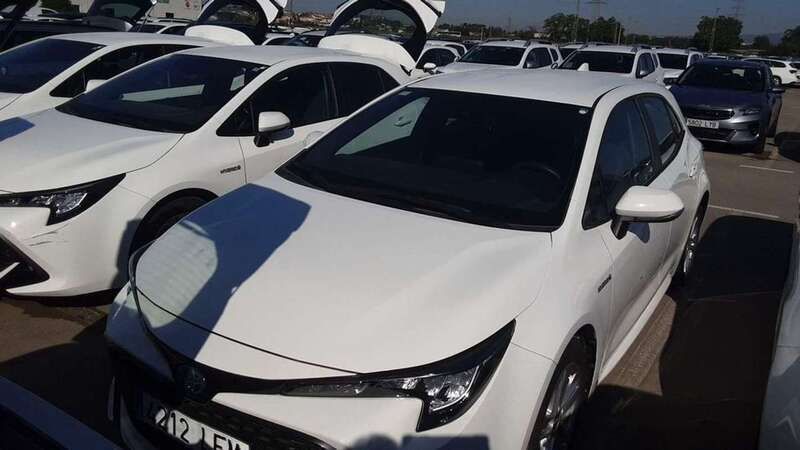 Blanco Usado 2020 Toyota Corolla Active Utilitario | 20.800 € (Precio justo) - Imagen 1/4