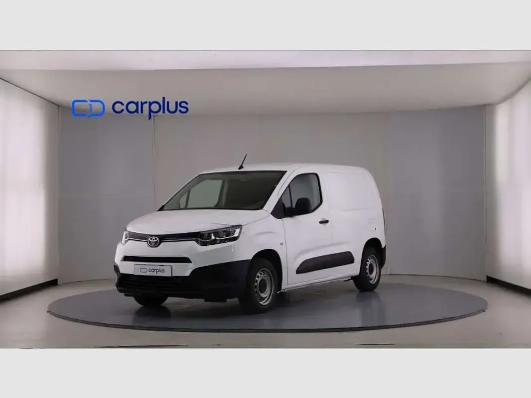 Usado Toyota Proace City City 102 CV (75 kW) 2022 Blanco Monovolumen