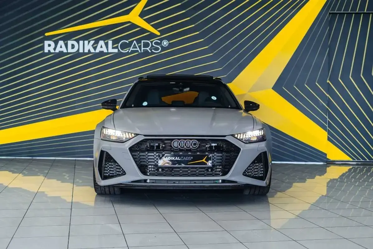 Usado Audi RS6 Performance 630 CV (463 kW) 2024 Gris Familiar