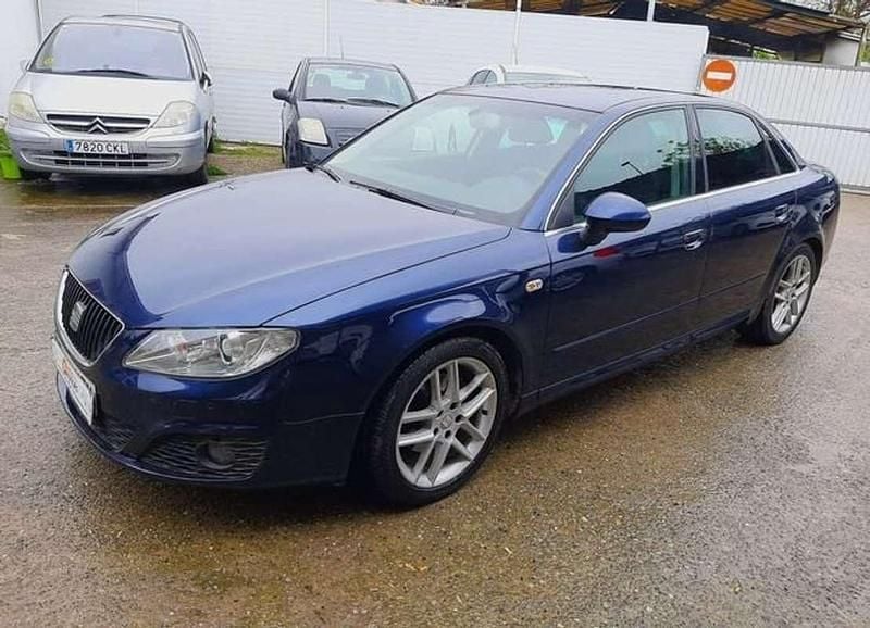 Usado Seat Exeo Reference 143 CV (105 kW) 2011 Azul Berlina