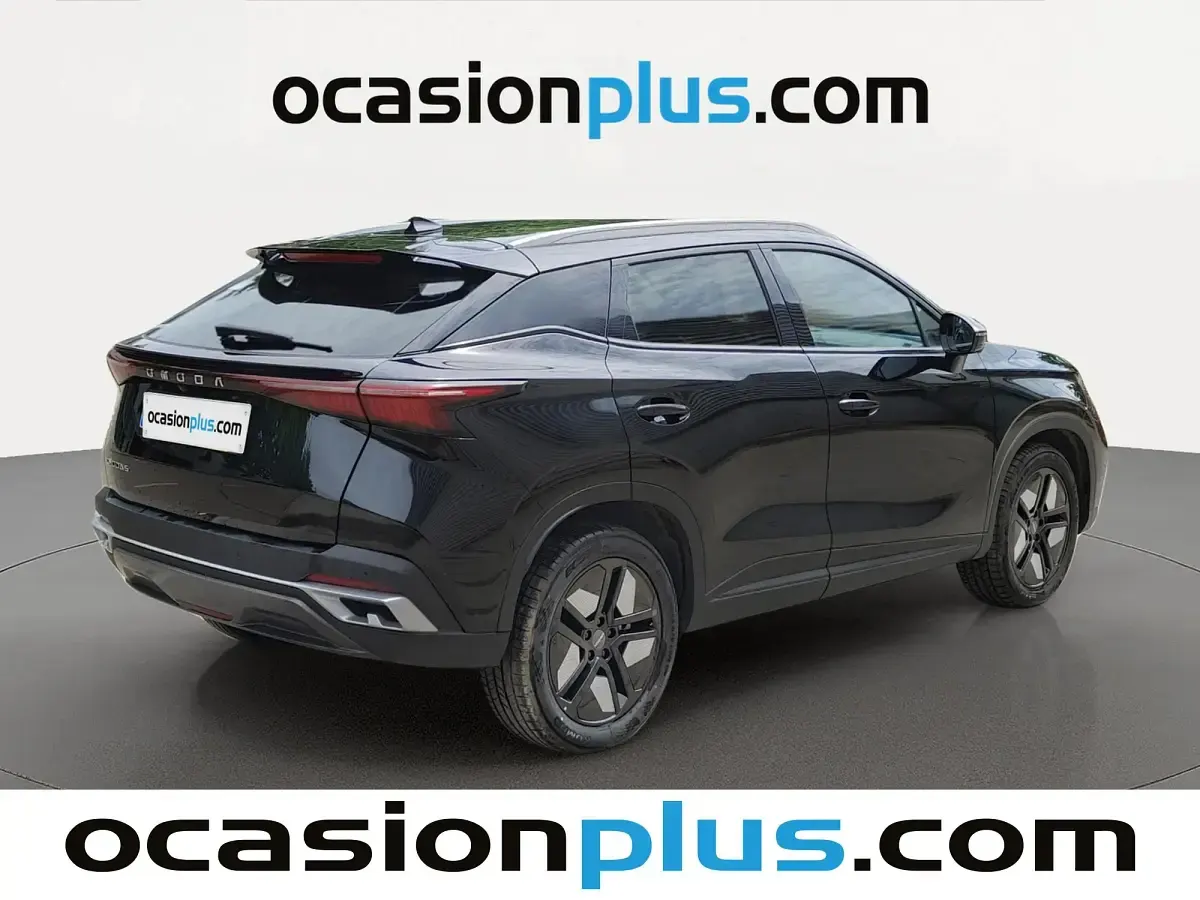 Usado Omoda 5 147 CV (108 kW) 2025 Negro SUV