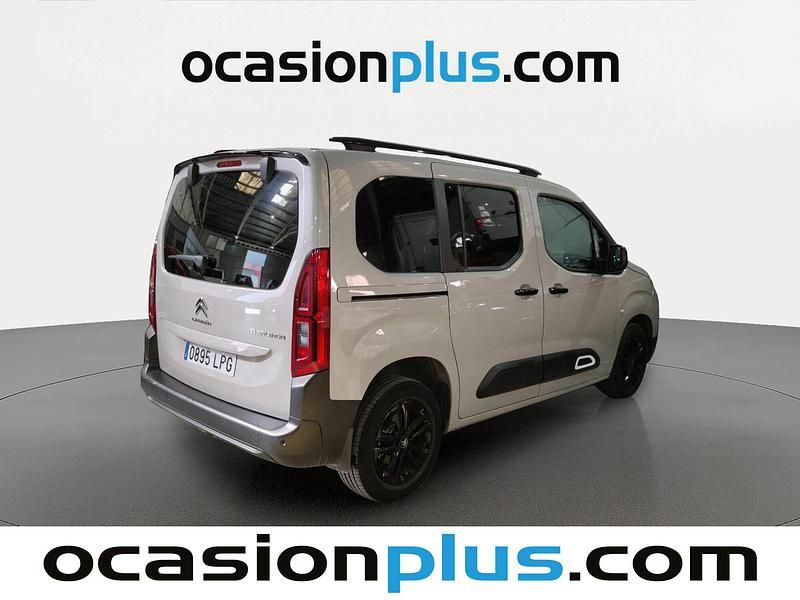 Usado Citroën Berlingo Feel 130 CV (95 kW) 2021 Gris Monovolumen