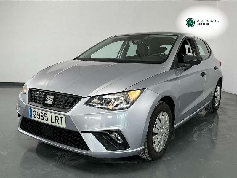 Usado Seat Ibiza Style 80 CV (58 kW) 2021 Plateado Utilitario