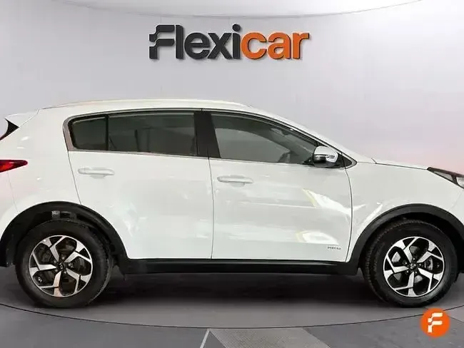 Usado Kia Sportage 136 CV (100 kW) 2021 Blanco SUV