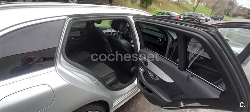 Usado Mercedes C220 170 CV (125 kW) 2018 Gris / plata Familiar