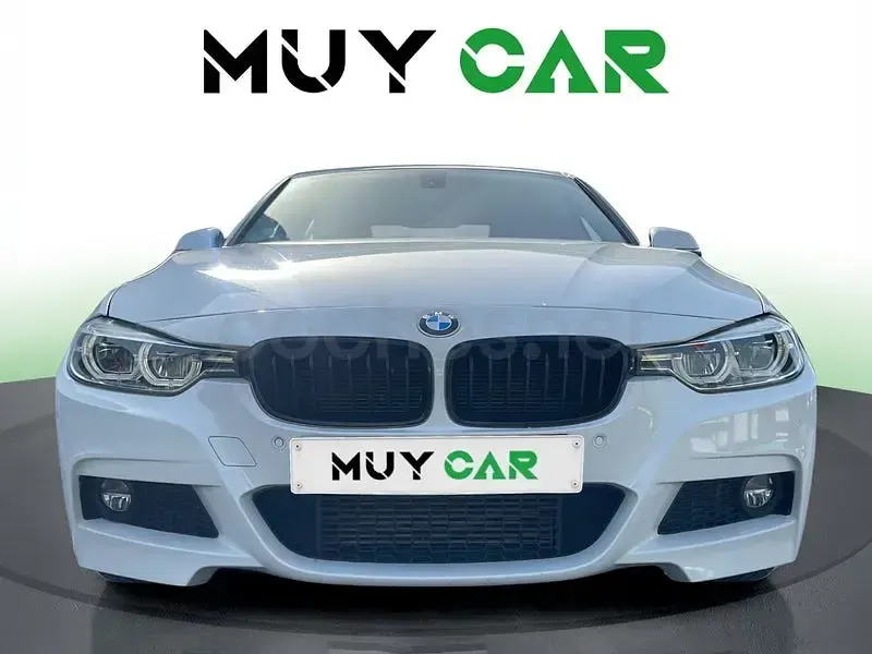 Usado BMW 318 Shadowline 150 CV (110 kW) 2017 Blanco Berlina