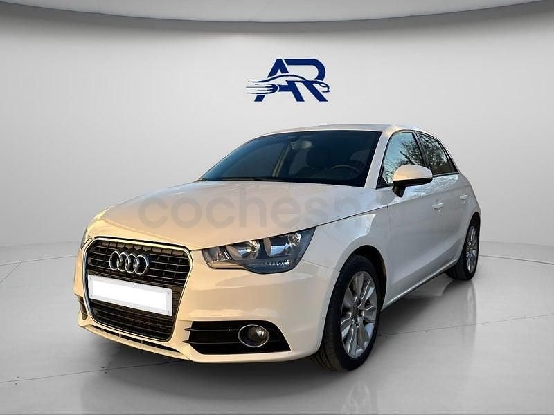 Usado Audi A1 Sportback Ambition 90 CV (66 kW) 2012 Blanco Utilitario