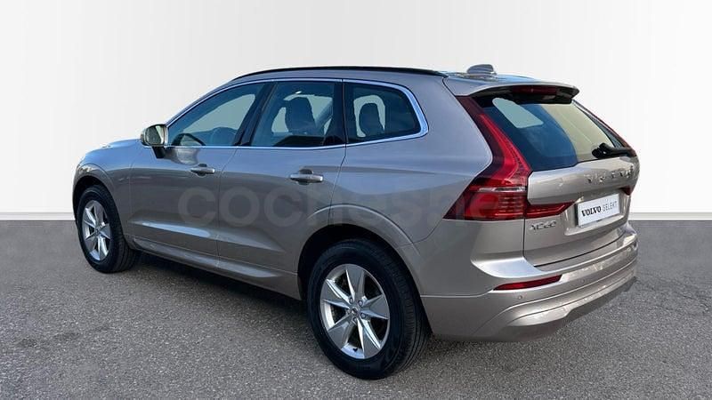 Usado Volvo XC60 Core 197 CV (144 kW) 2023 Amarillo SUV