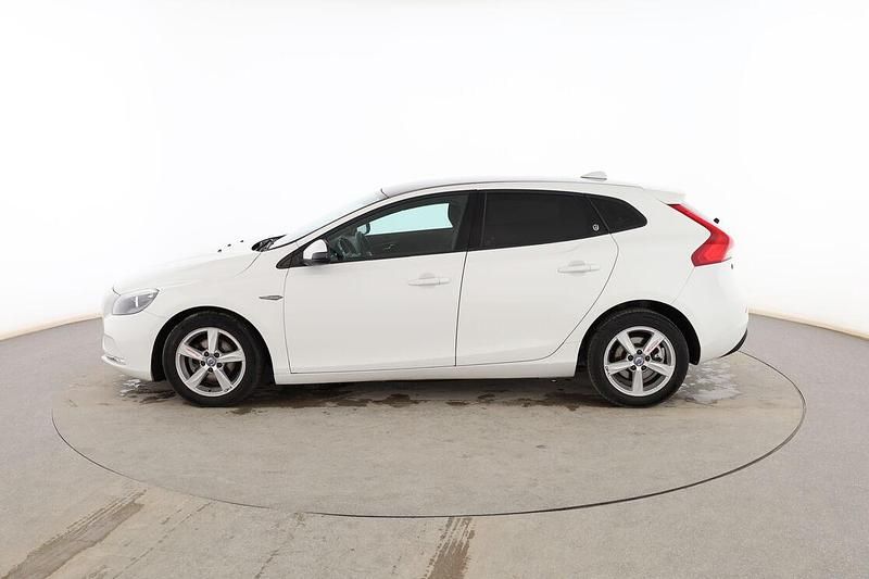 Usado Volvo V40 Kinetic 115 HP (84 kW) 2015 Branco Carrinha