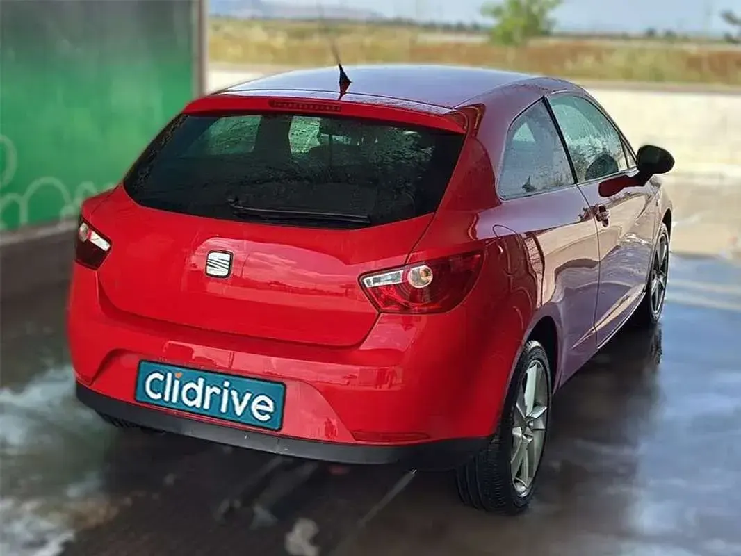 Occasion Seat Ibiza SC Sport 105 PK (77 kW) 2010 Rood Hatchback