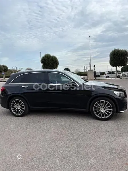 Usado Mercedes GLC250 AMG line 204 CV (150 kW) 2016 Negro SUV