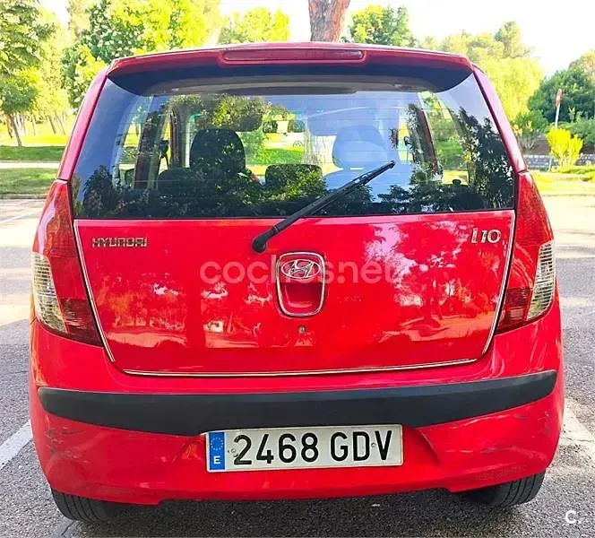 Usado Hyundai i10 Style 66 CV (48 kW) 2008 Rojo Utilitario