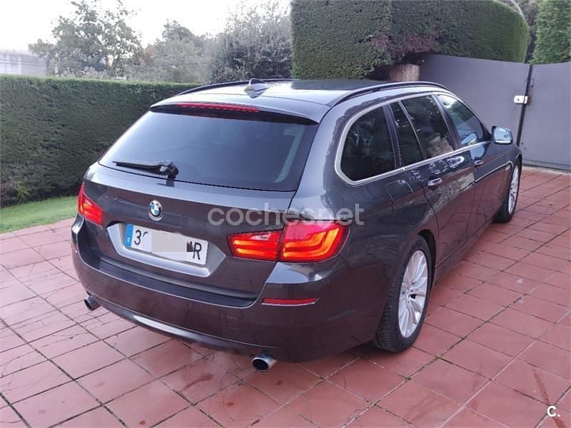 Gris / plata Usado 2010 BMW 535 Comfort Edition Familiar | 14.000 € (Precio justo) - Imagen 1/4