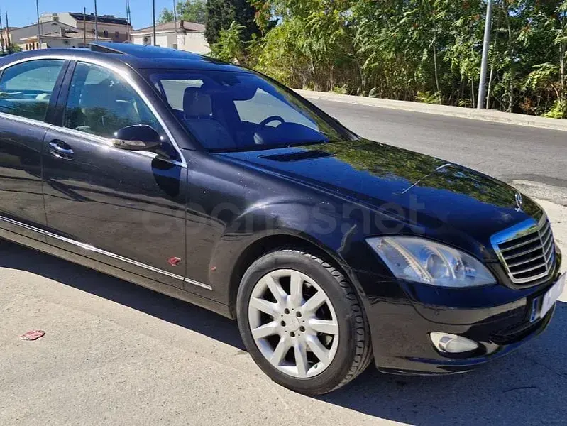 Usado Mercedes S320 235 CV (172 kW) 2007 Negro Berlina
