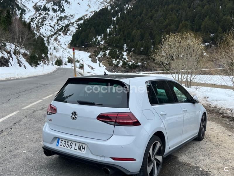 Blanco Usado 2017 VW Golf VII GTI Berlina | 27.000 € (Un poco caro) - Imagen 1/4