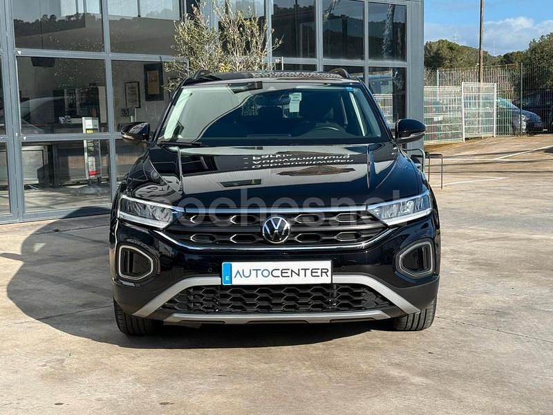 Usado VW T-Roc 110 CV (80 kW) 2024 Negro SUV