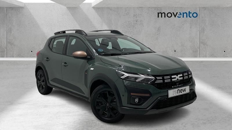 Verde Usado 2024 Dacia Sandero Extreme Berlina | 17.510 € (Un poco caro) - Imagen 1/4