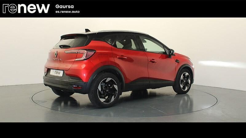 Usado Renault Captur Techno 100 CV (73 kW) 2025 Rojo SUV