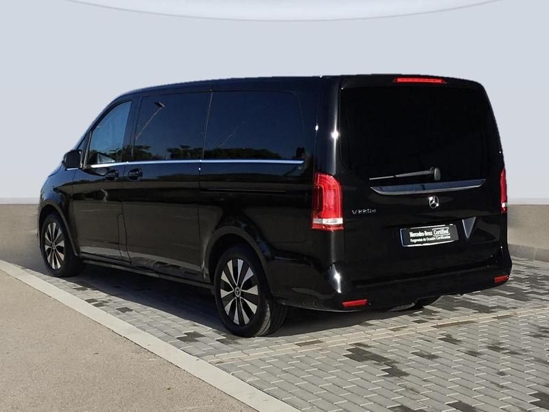 Usado Mercedes V220 Avantgarde 163 CV (119 kW) 2023 Negro Monovolumen
