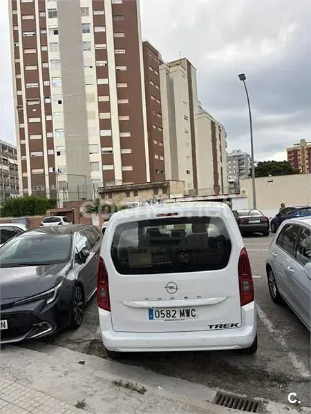 Usado Opel Combo Life Edition+ 102 CV (75 kW) 2024 Blanco Monovolumen