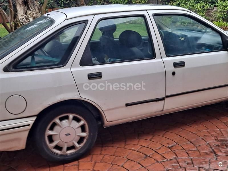 Usado Ford Sierra 118 CV (86 kW) 1992 Blanco Berlina