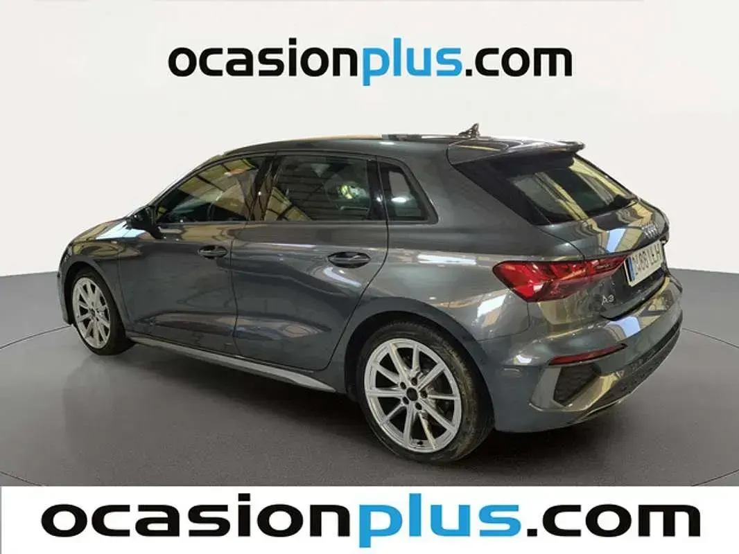 Usado Audi A3 Sportback S-Line 116 CV (85 kW) 2020 Gris Utilitario