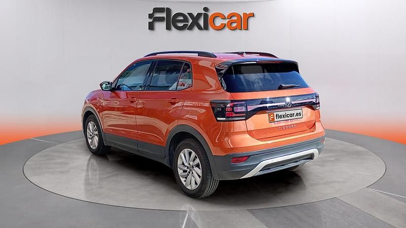 Usado VW T-Cross Advance 110 CV (80 kW) 2021 Naranja SUV