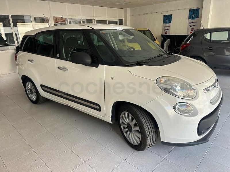 Usado Fiat 500L Living 120 CV (88 kW) 2016 Blanco Monovolumen