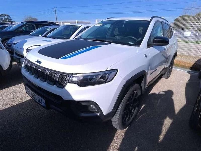 Usado Jeep Compass Trailhawk 241 CV (177 kW) 2023 Blanco SUV