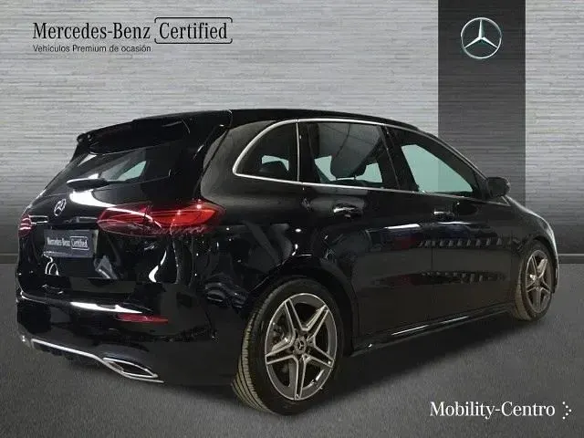 Occasion Mercedes B200 150 PK (110 kW) 2025 Zwart MPV