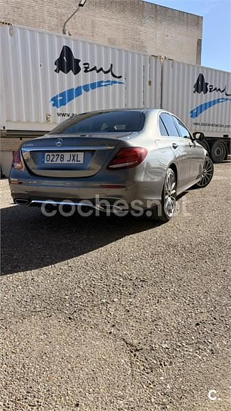 Usado Mercedes E220 194 CV (142 kW) 2017 Gris / plata Berlina