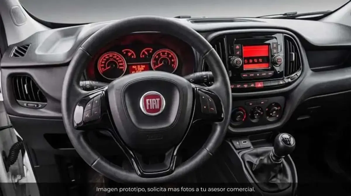 Usado Fiat Doblò 90 CV (66 kW) 2021 Blanco Monovolumen