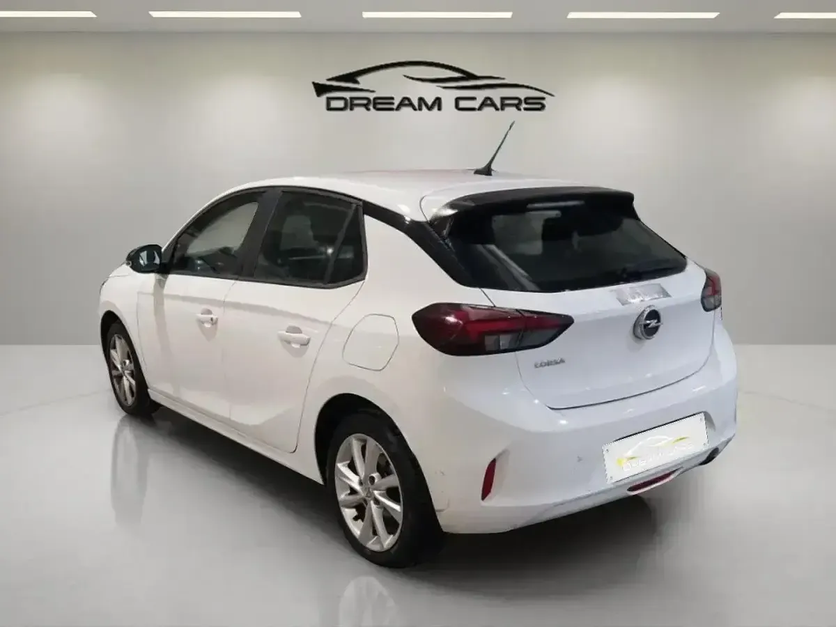 Usado Opel Corsa Edition 100 CV (73 kW) 2019 Blanco Utilitario