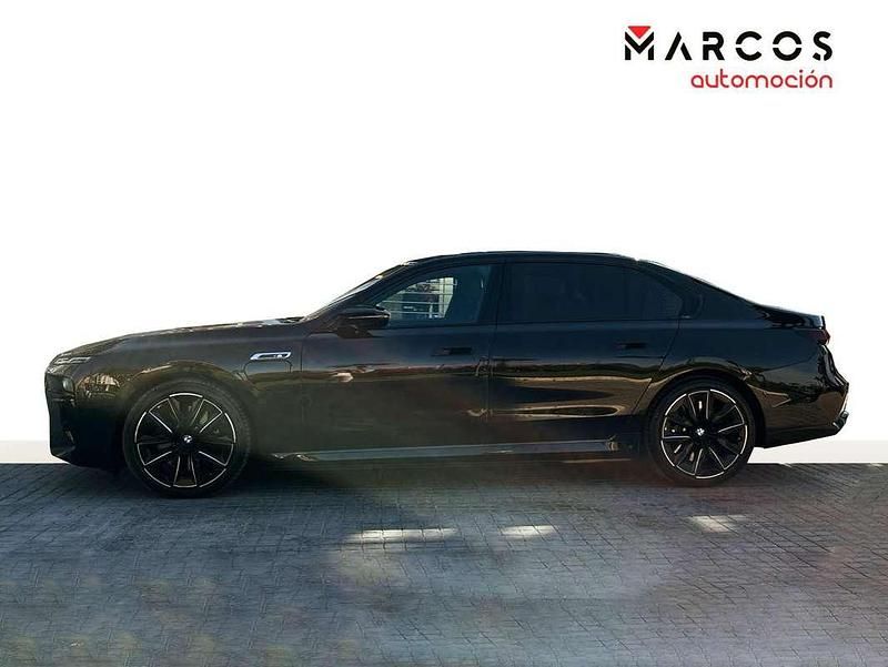 Usado BMW M760e 571 CV (419 kW) 2023 Berlina