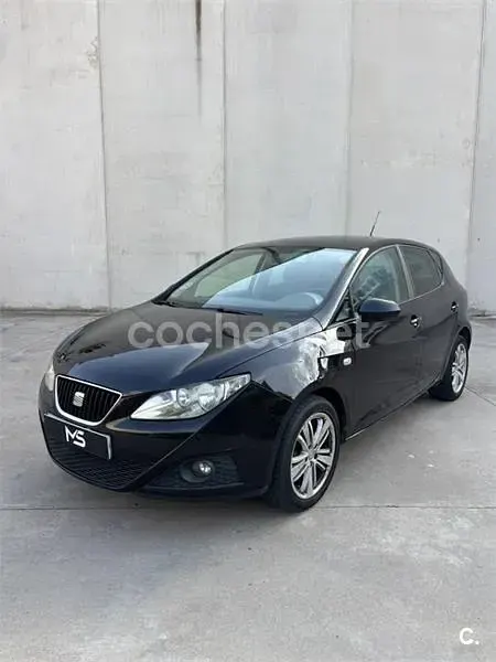 Usado Seat Ibiza Reference 90 CV (66 kW) 2010 Negro Berlina