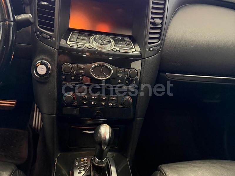 Usado Infiniti QX70 Premium 238 CV (175 kW) 2015 Negro SUV